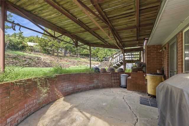 6810 W 35th Place S, Tulsa, OK 74107
