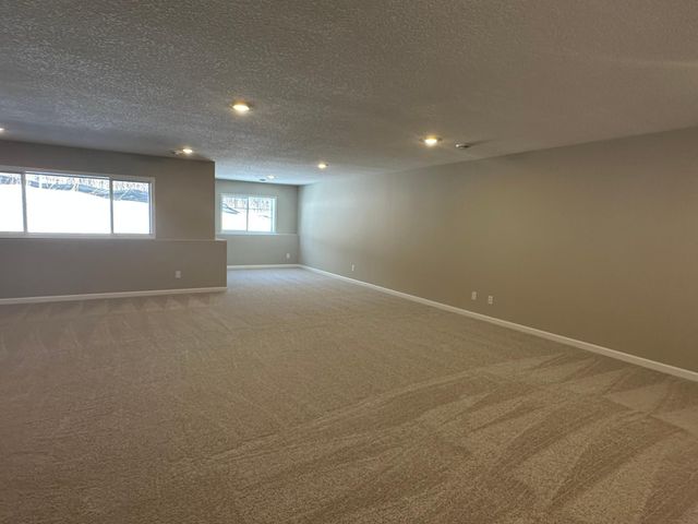 20064 Glenbrook Path, Lakeville, MN 55044