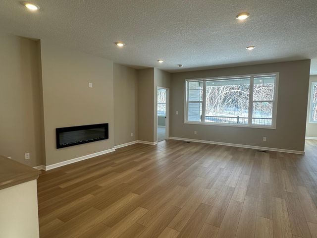 20064 Glenbrook Path, Lakeville, MN 55044