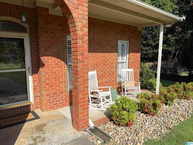 501 MAGNOLIA CREST CIRCLE, Gardendale, AL 35071