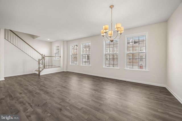 1104 NOLAN ST, Fredericksburg, VA 22401