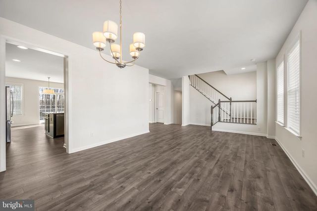 1104 NOLAN ST, Fredericksburg, VA 22401