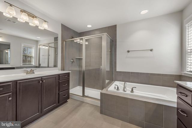 1104 NOLAN ST, Fredericksburg, VA 22401