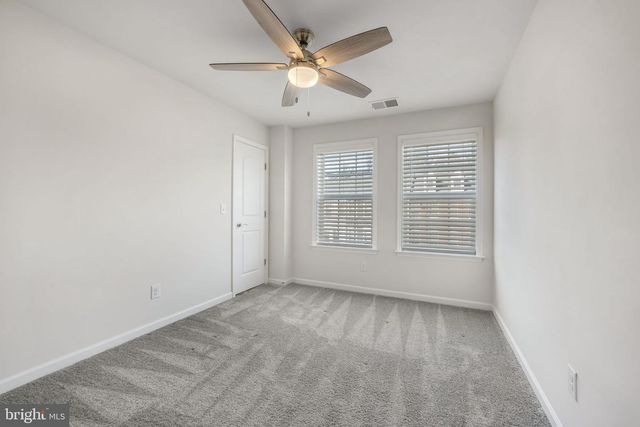 1104 NOLAN ST, Fredericksburg, VA 22401