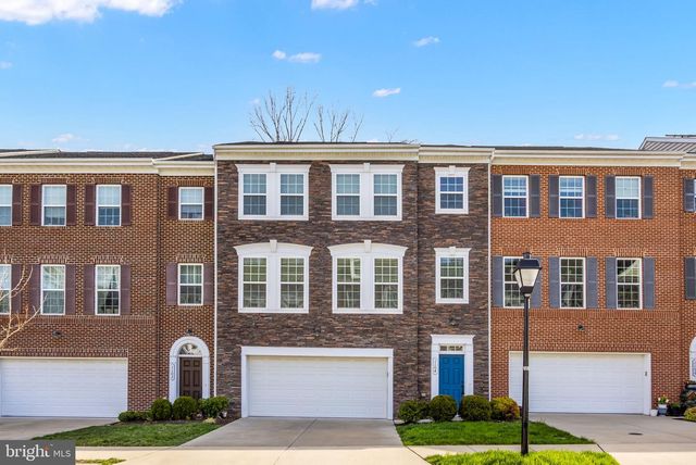 1104 NOLAN ST, Fredericksburg, VA 22401