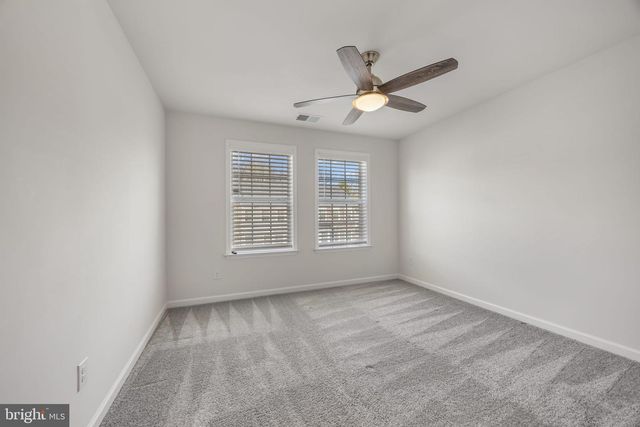 1104 NOLAN ST, Fredericksburg, VA 22401