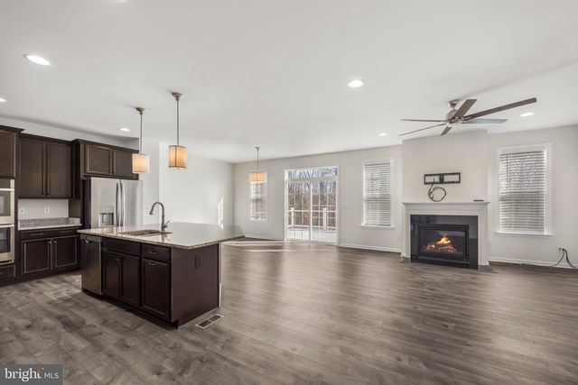 1104 NOLAN ST, Fredericksburg, VA 22401