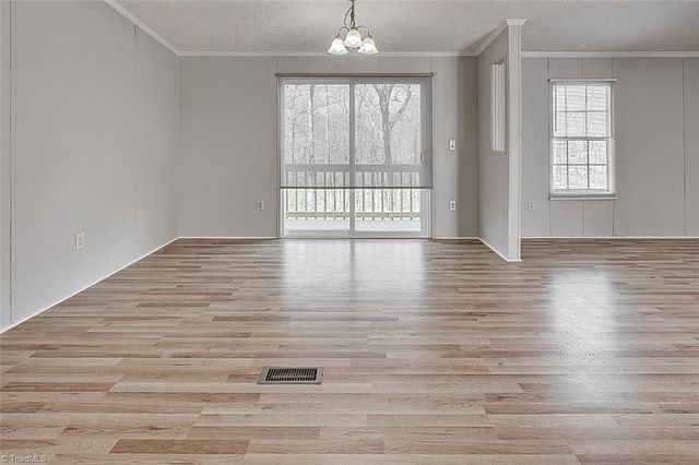 1614 Manorview Road, Asheboro, NC 27205