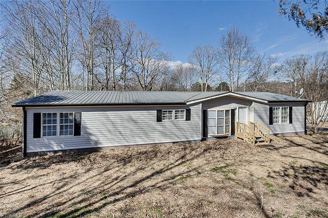 1614 Manorview Road, Asheboro, NC 27205