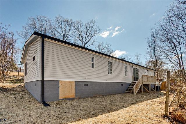 1614 Manorview Road, Asheboro, NC 27205