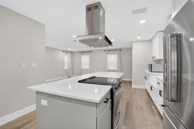 5326 S RUSSELL STREET, Tampa, FL 33611