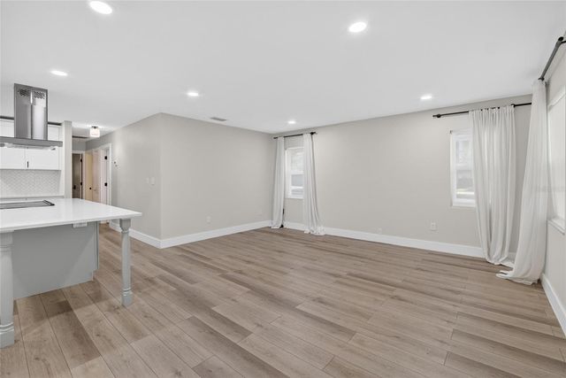 5326 S RUSSELL STREET, Tampa, FL 33611
