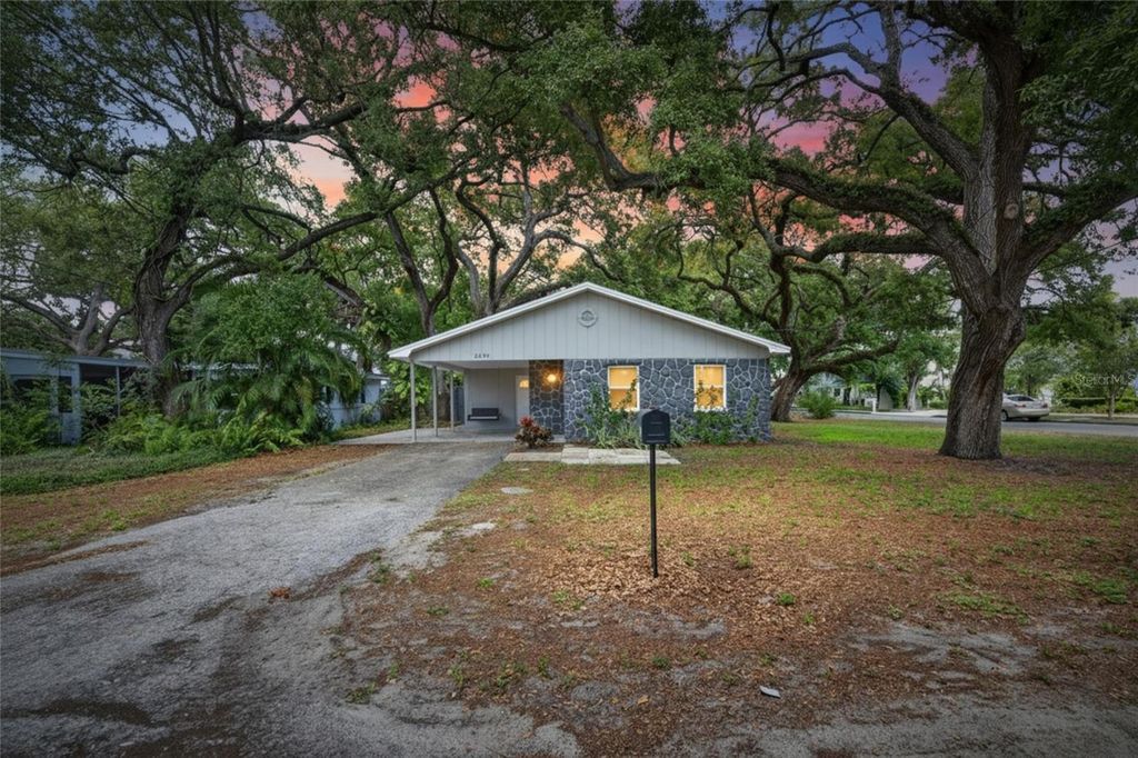 Image 2 of property listing at 5326 S RUSSELL STREET, Tampa, FL 33611