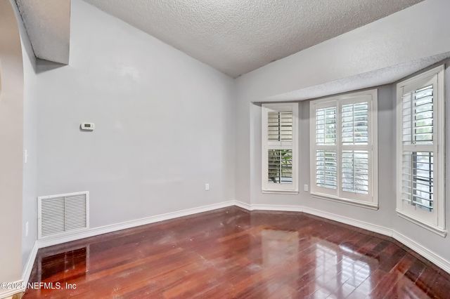 13002 VIBURNUM Drive S, Jacksonville, FL 32246