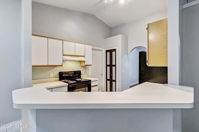 13002 VIBURNUM Drive S, Jacksonville, FL 32246