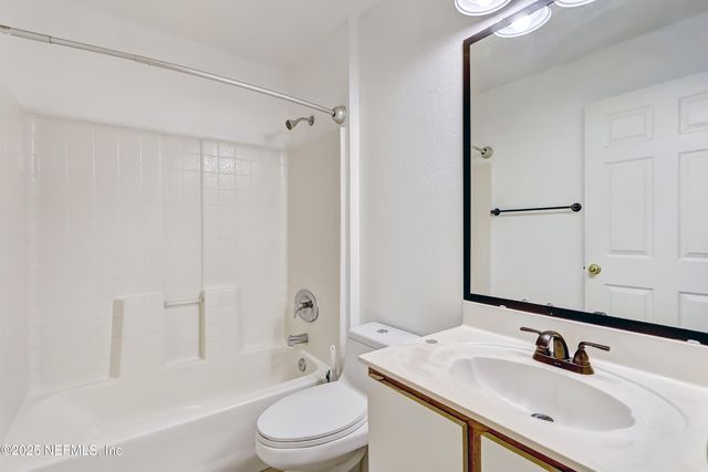 13002 VIBURNUM Drive S, Jacksonville, FL 32246