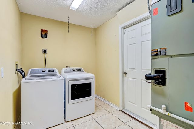 13002 VIBURNUM Drive S, Jacksonville, FL 32246