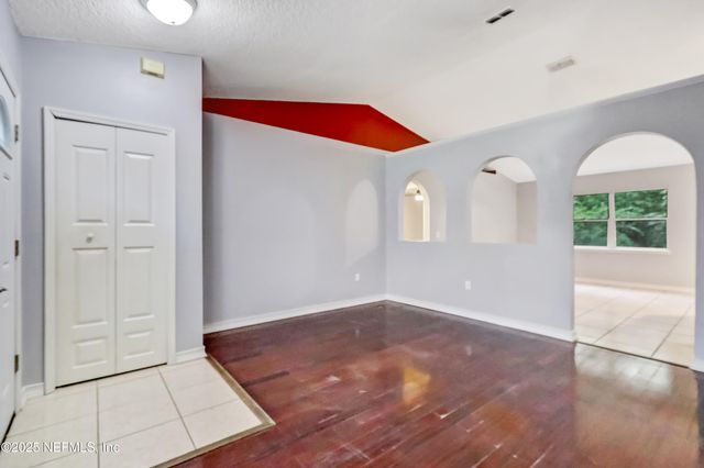 13002 VIBURNUM Drive S, Jacksonville, FL 32246