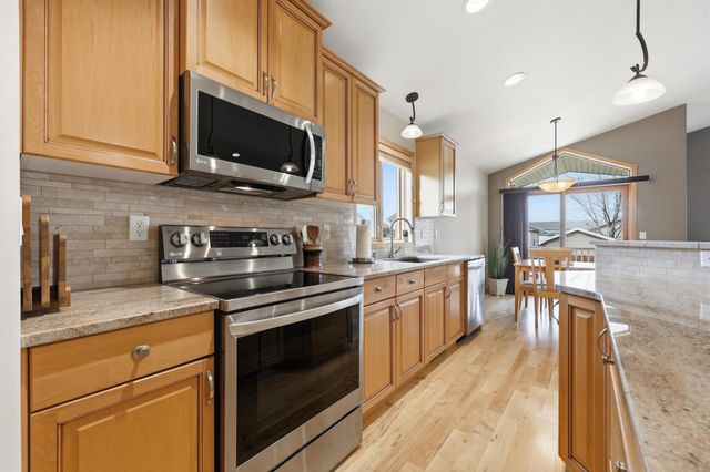 4875 43rd Street S, Fargo, ND 58104