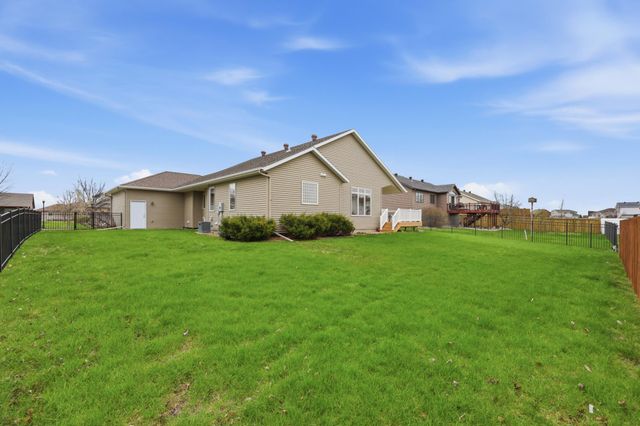 4875 43rd Street S, Fargo, ND 58104