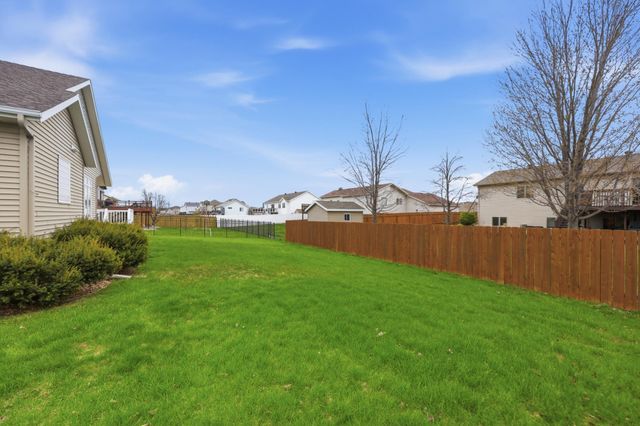 4875 43rd Street S, Fargo, ND 58104