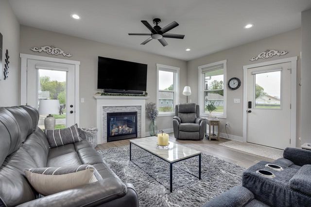 134 Bristle Way, Edgerton, WI 53534