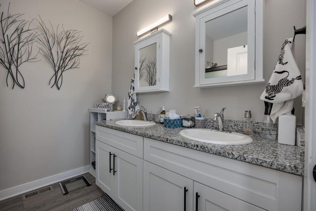 134 Bristle Way, Edgerton, WI 53534