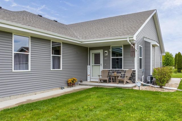 134 Bristle Way, Edgerton, WI 53534