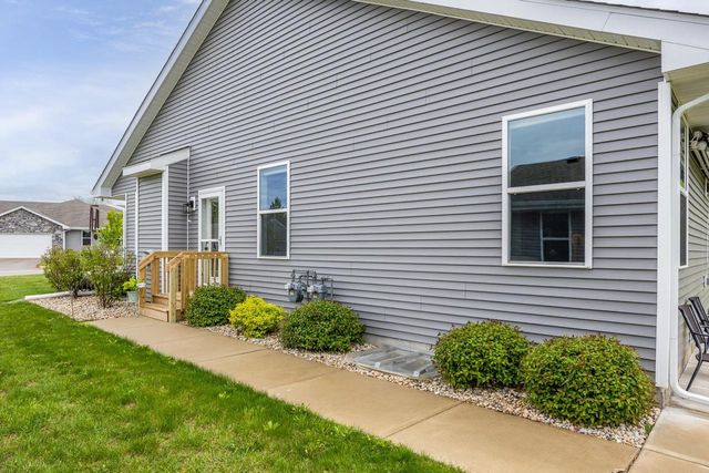 134 Bristle Way, Edgerton, WI 53534