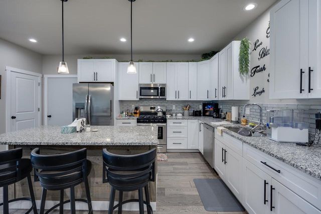 134 Bristle Way, Edgerton, WI 53534