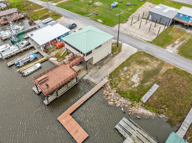 7209 Tou Lou Lou St, Chauvin, LA 70344