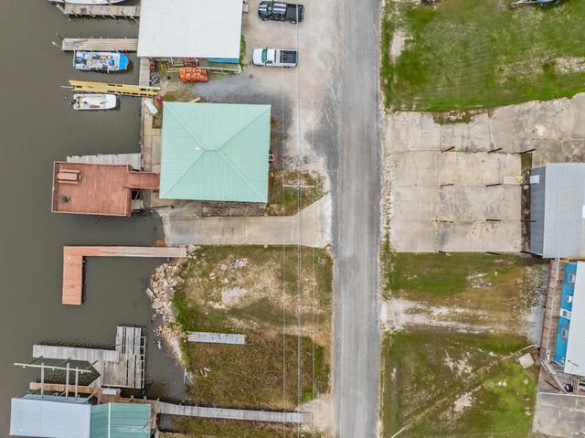 7209 Tou Lou Lou St, Chauvin, LA 70344