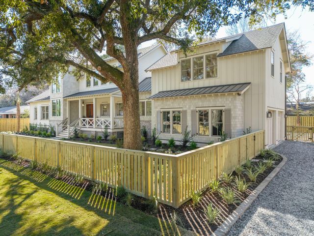 1335 Erckmann Drive, Mount Pleasant, SC 29464