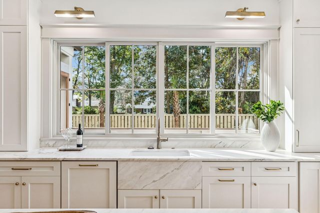 1335 Erckmann Drive, Mount Pleasant, SC 29464