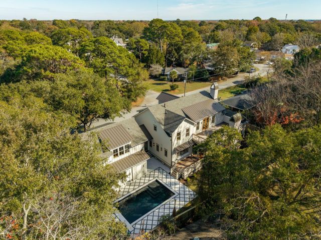 1335 Erckmann Drive, Mount Pleasant, SC 29464