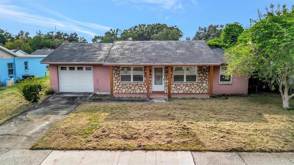 915 MAYDELL DRIVE, Tampa, FL 33619