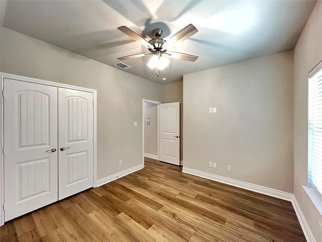 806 Greyson Lane, Greenville, TX 75402