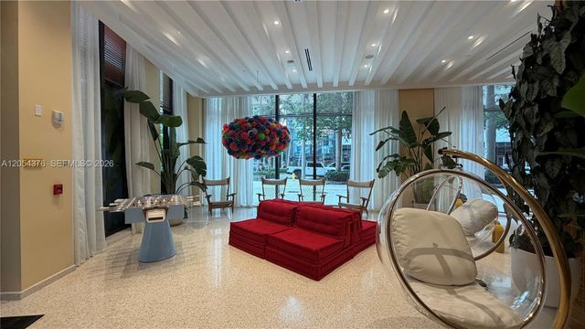 90 NE 32nd Ave. PH17, Miami, FL 33137