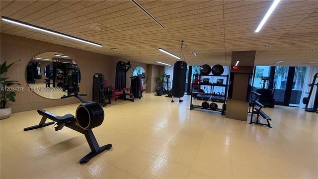 90 NE 32nd Ave. PH17, Miami, FL 33137