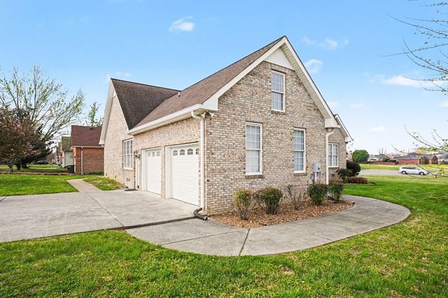 161 Fieldstone Ln, Springfield, TN 37172