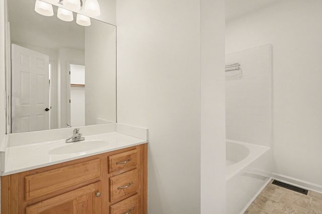 161 Fieldstone Ln, Springfield, TN 37172