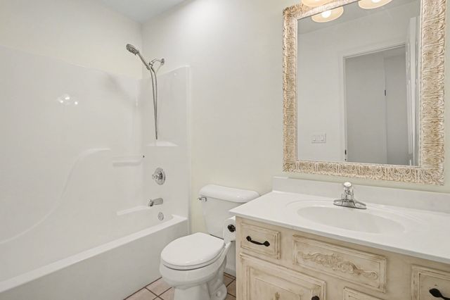 161 Fieldstone Ln, Springfield, TN 37172