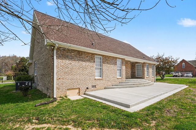 161 Fieldstone Ln, Springfield, TN 37172