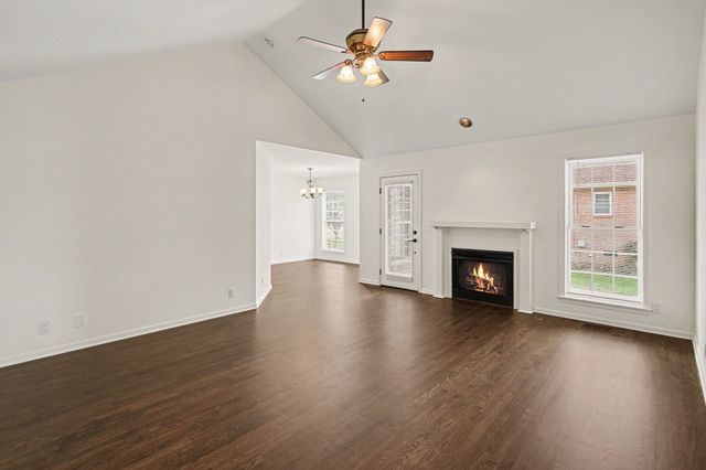 161 Fieldstone Ln, Springfield, TN 37172