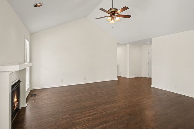 161 Fieldstone Ln, Springfield, TN 37172