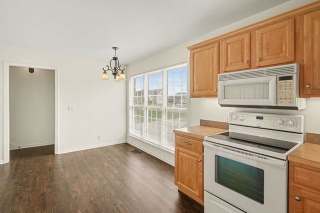 161 Fieldstone Ln, Springfield, TN 37172