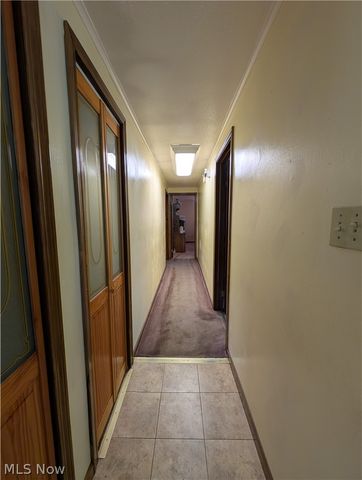10685 Scotts Corner Road, Diamond, OH 44412