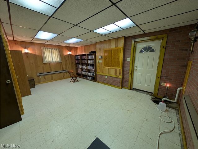 10685 Scotts Corner Road, Diamond, OH 44412