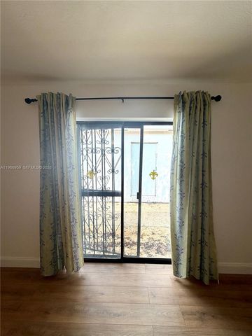 11201 NE 3rd Ave, Miami, FL 33161