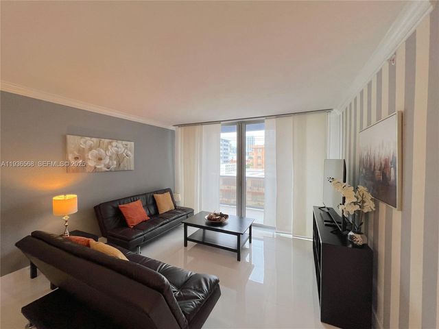 401 69th St 304, Miami Beach, FL 33141